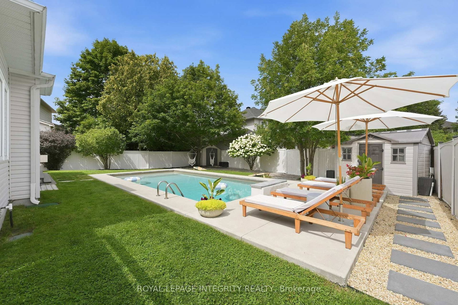 125 West Ridge Drive • Ottawa, ON photo 46