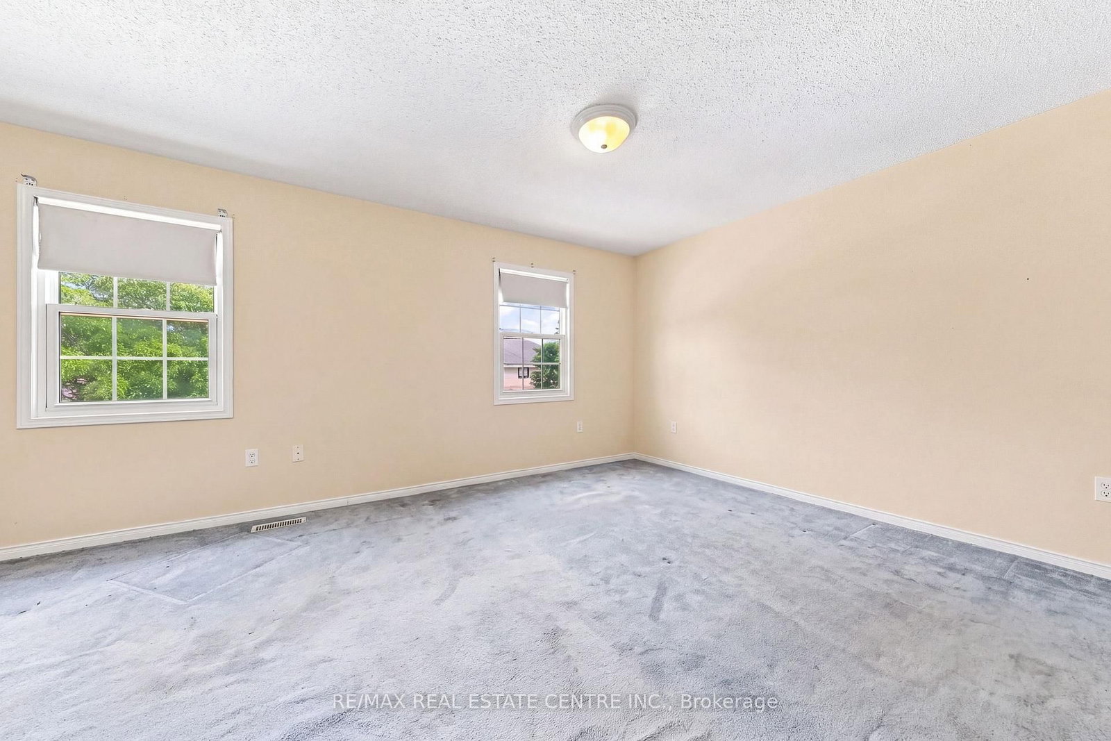 24 King William Court • Cambridge, ON photo 14
