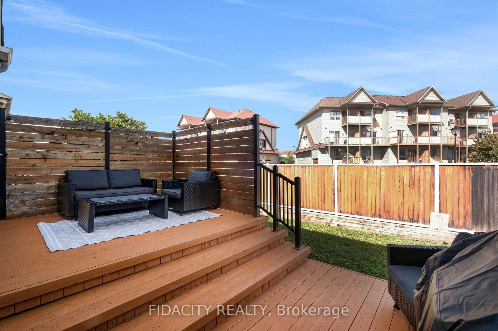 380 Goldenbrook Way • Ottawa, ON photo 25