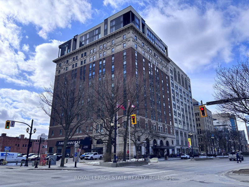 410 - 112 King Street E
