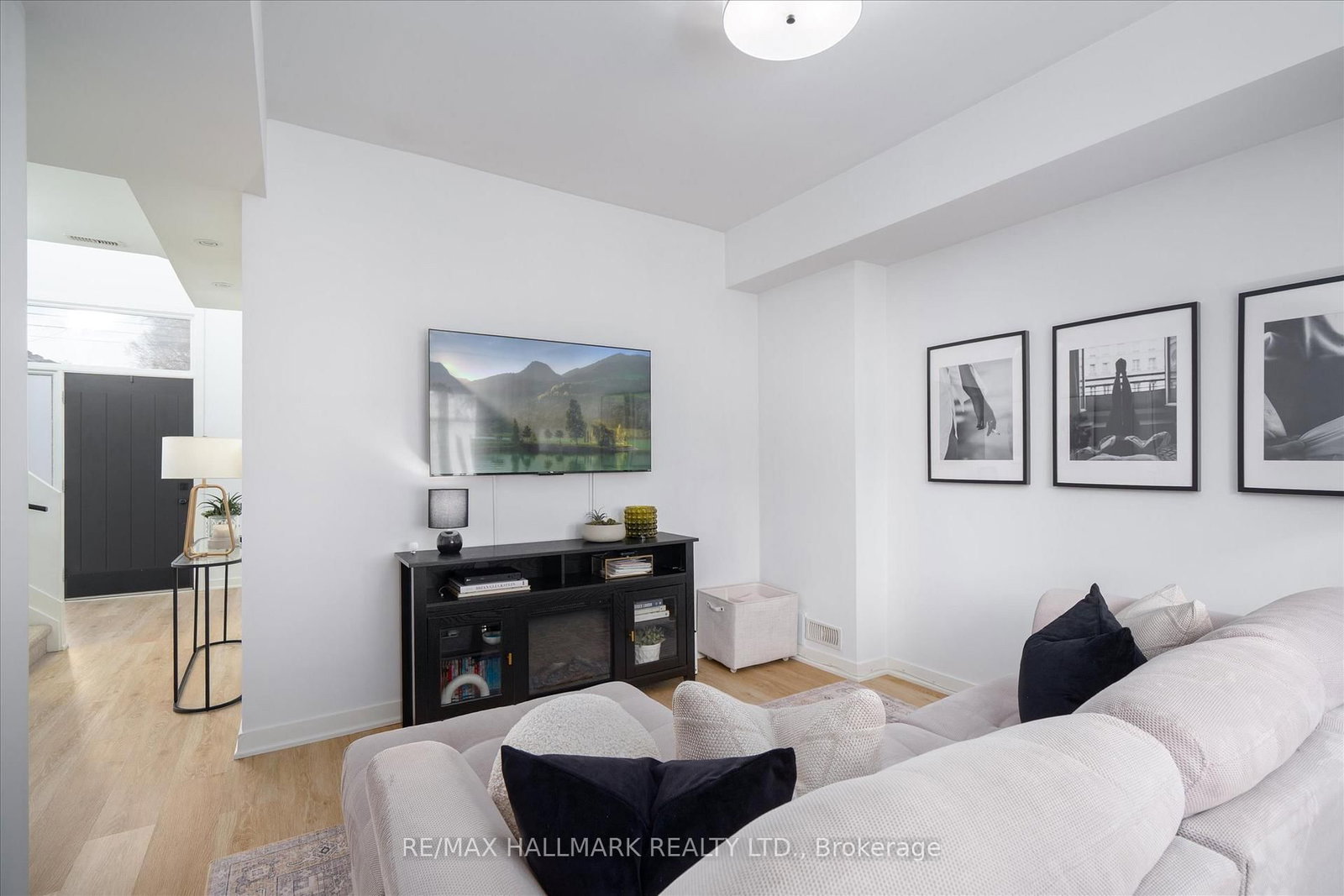 53 Wood Street E • Hamilton, ON photo 7