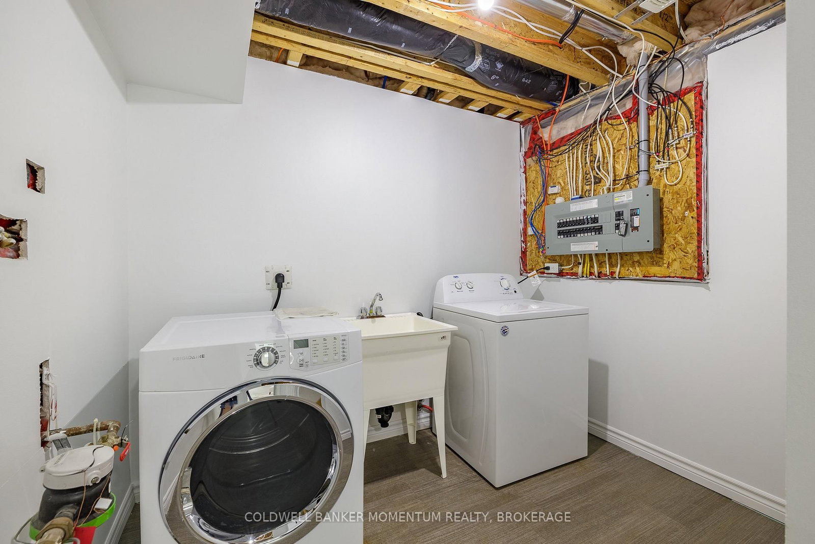 1 HILTS Court • St. Catharines, ON photo 20