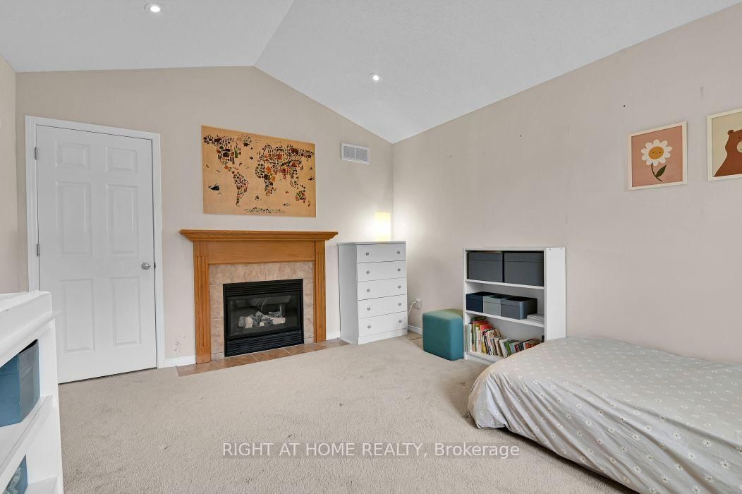 184 Carwood Circle • Ottawa, ON photo 20