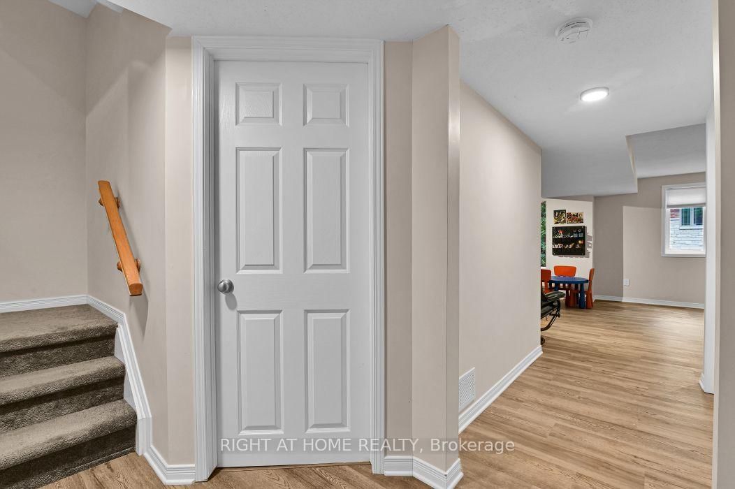 184 Carwood Circle • Ottawa, ON photo 23