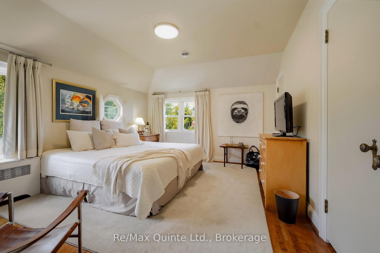 271 Bridge Street East • Belleville, ON photo 30