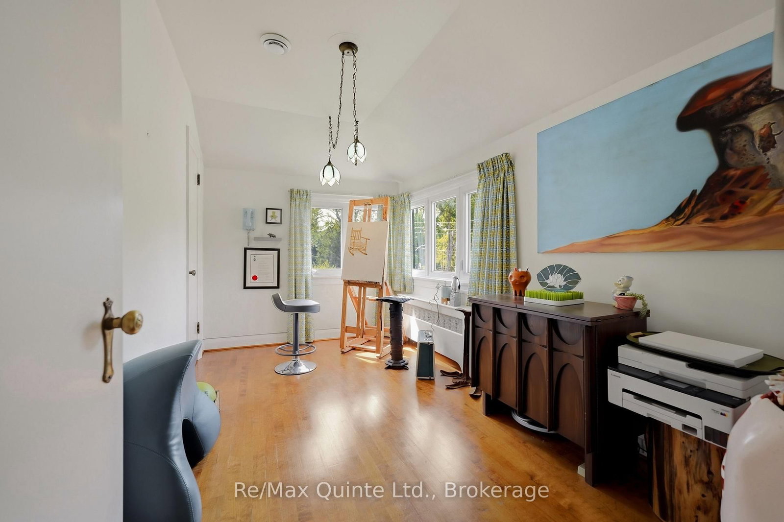 271 Bridge Street East • Belleville, ON photo 34