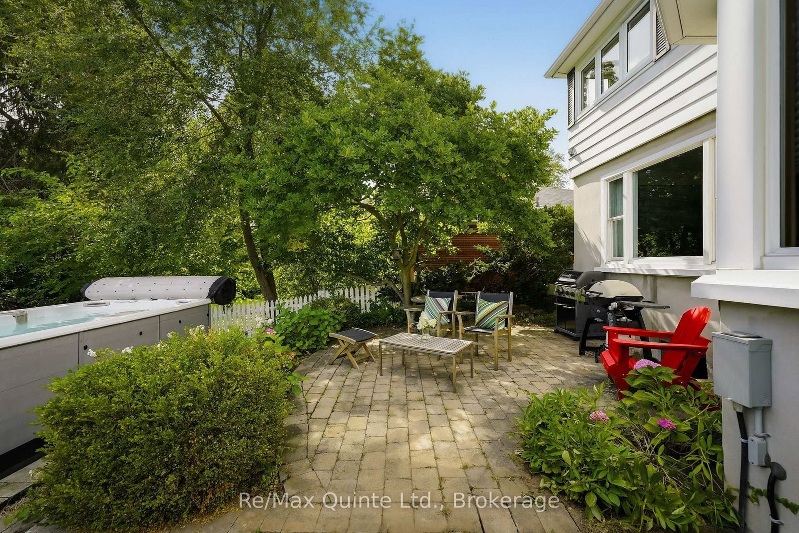 271 Bridge Street East • Belleville, ON photo 44