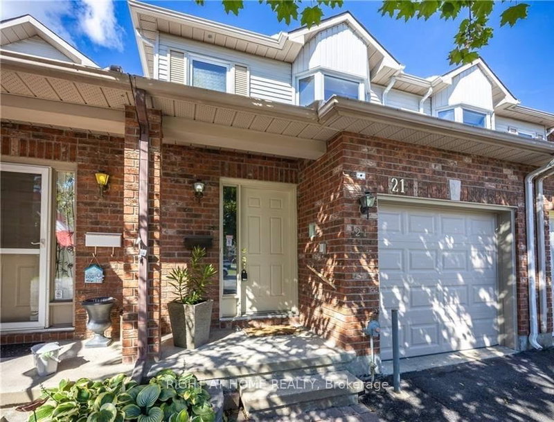 21 Grenadier Way