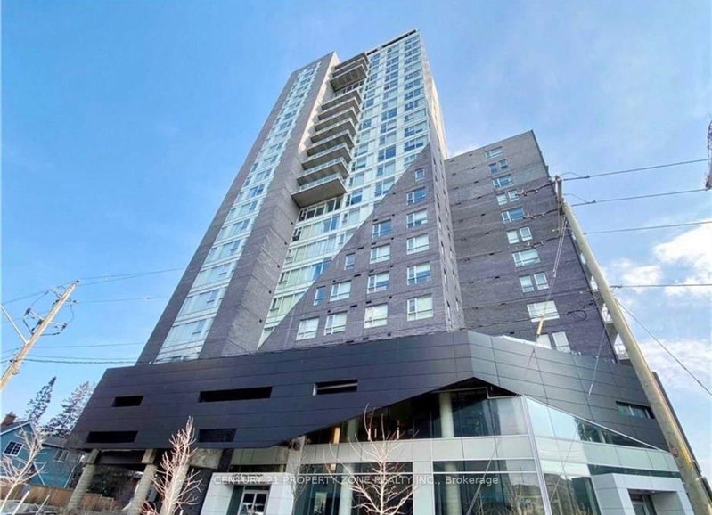 307 - 158 King Street