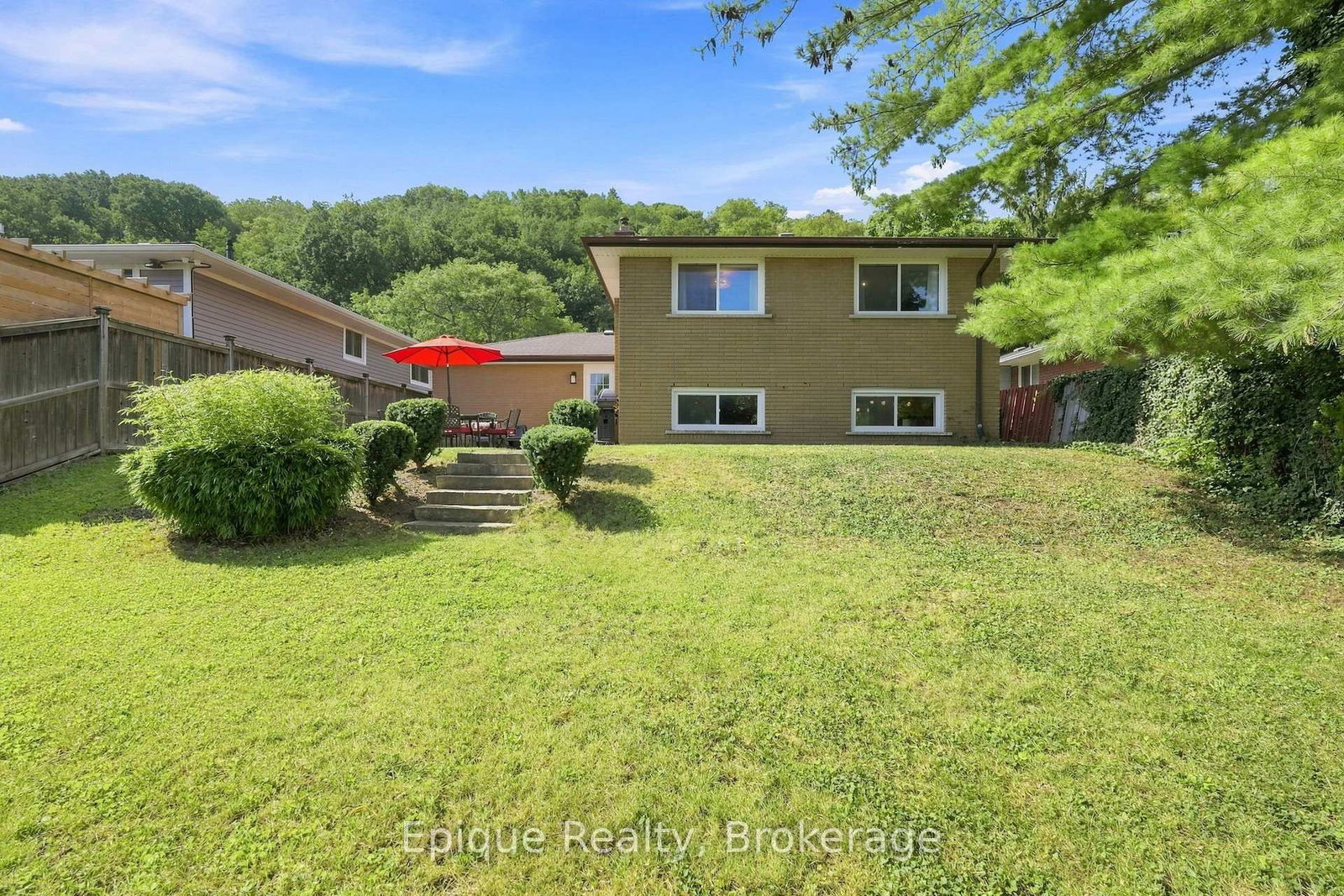 24 Brae Crest Drive • Hamilton, ON photo 34