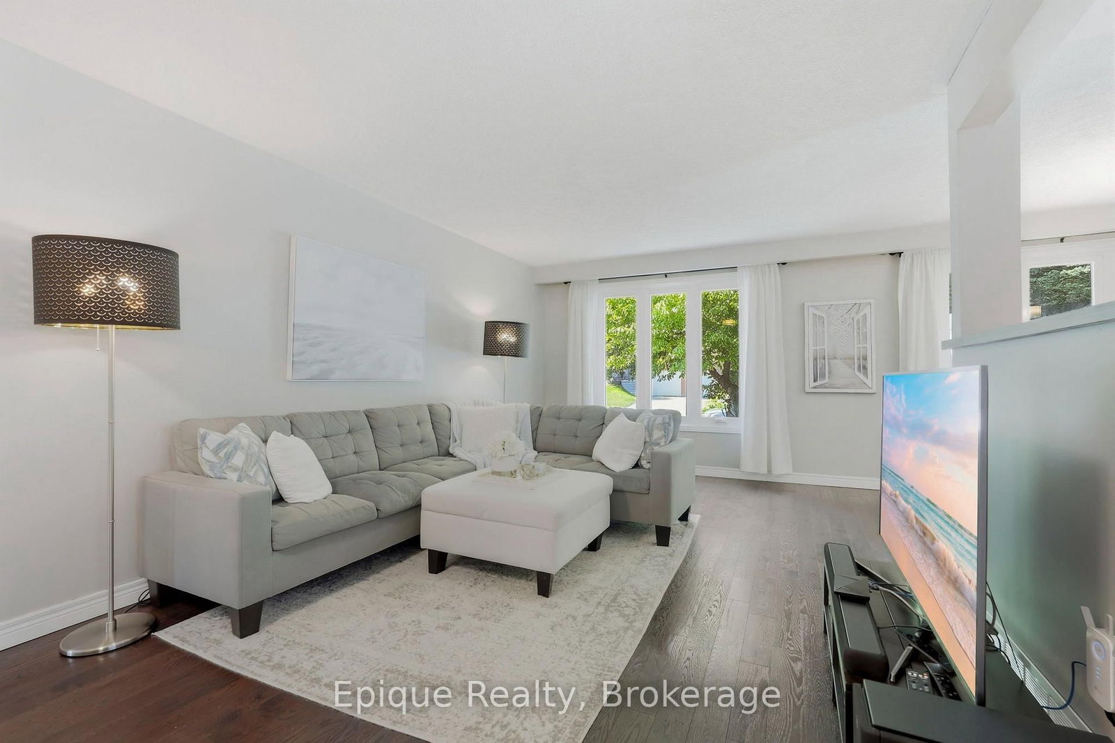 24 Brae Crest Drive • Hamilton, ON photo 5