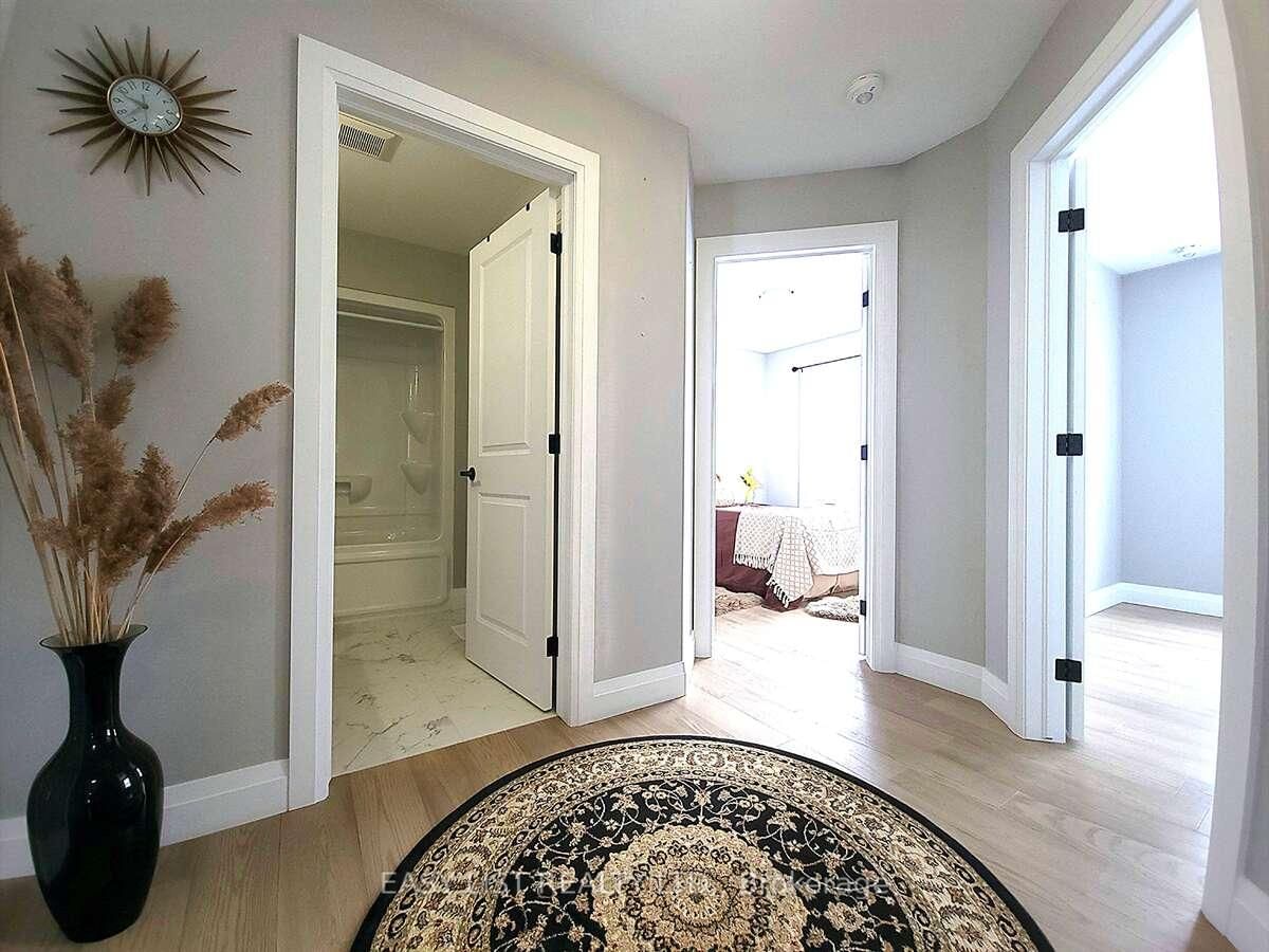 4403 Belmont Avenue • Lakeshore, ON photo 18