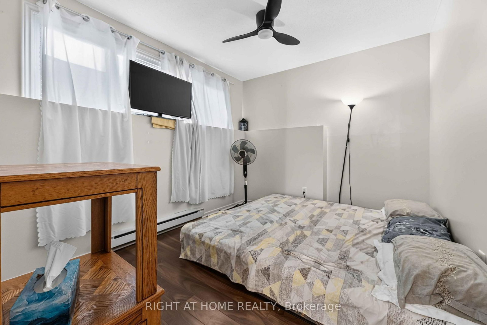 13 BANNER Road • #C • Ottawa, ON photo 16
