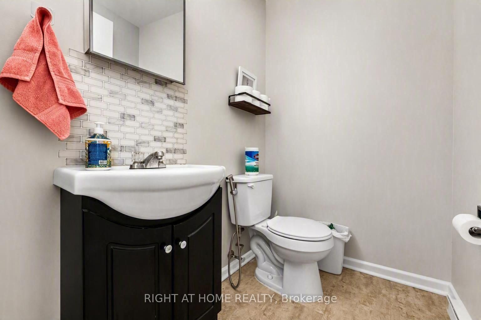 13 BANNER Road • #C • Ottawa, ON photo 20