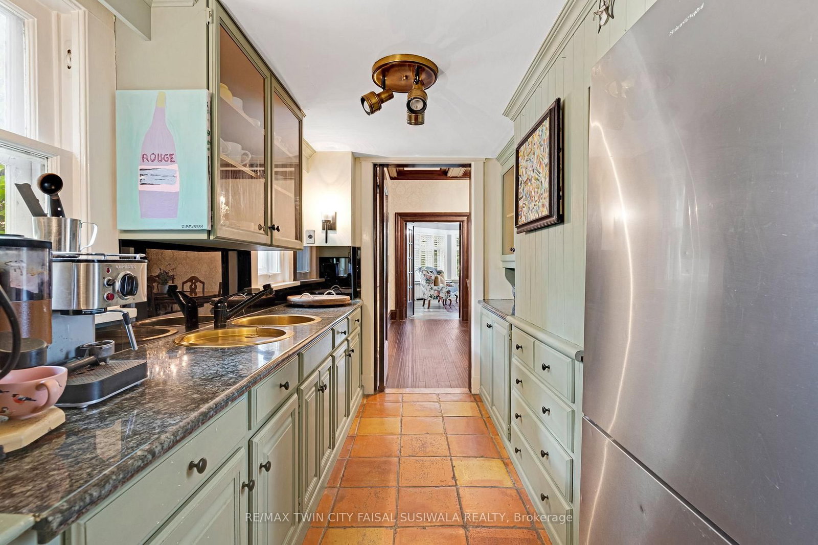 122 Dufferin Avenue • Brantford, ON photo 21