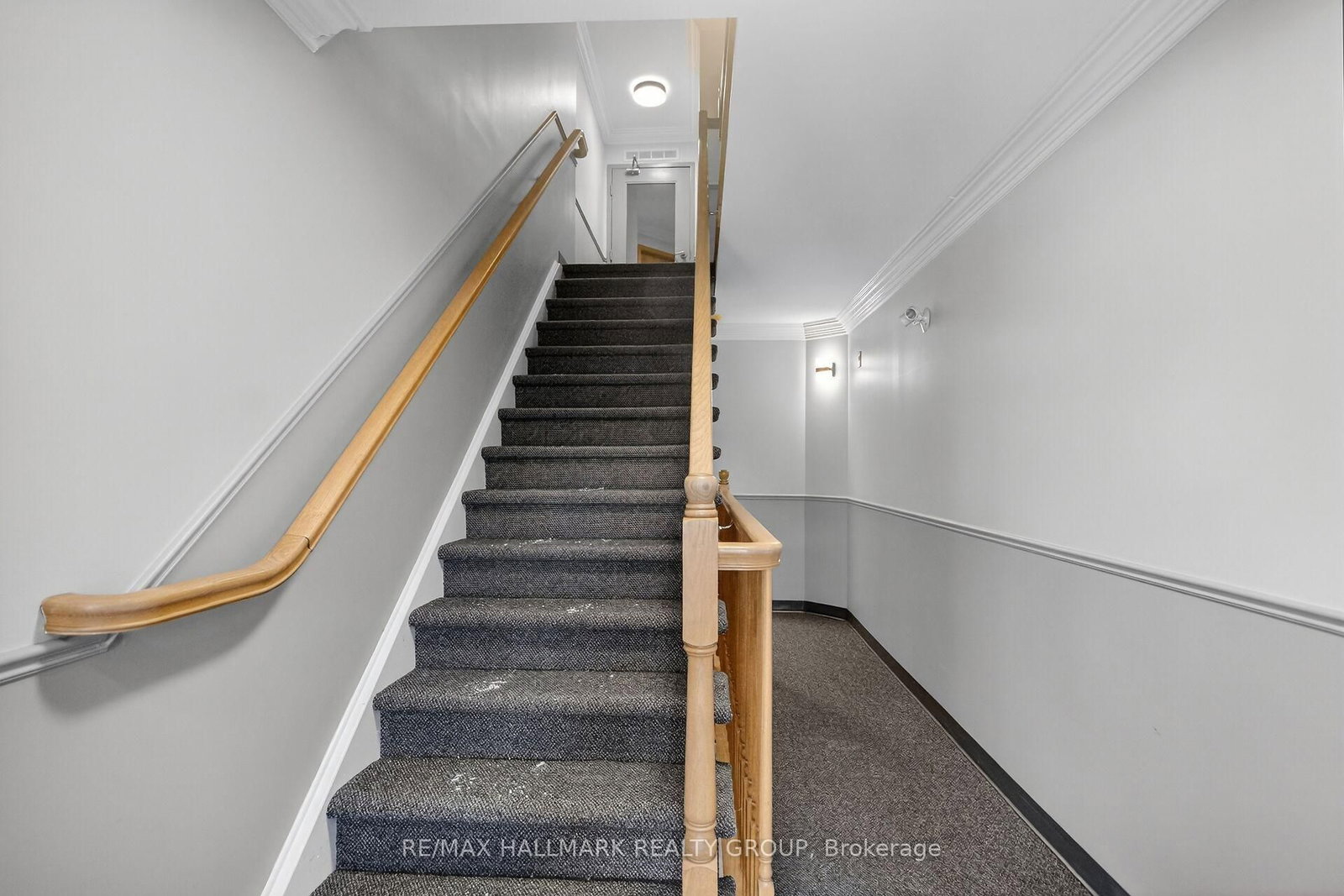 51 Robson Court • #2B • Ottawa, ON photo 5