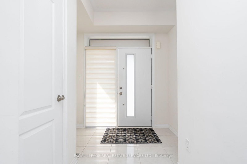 72 - 166 Deerpath Drive