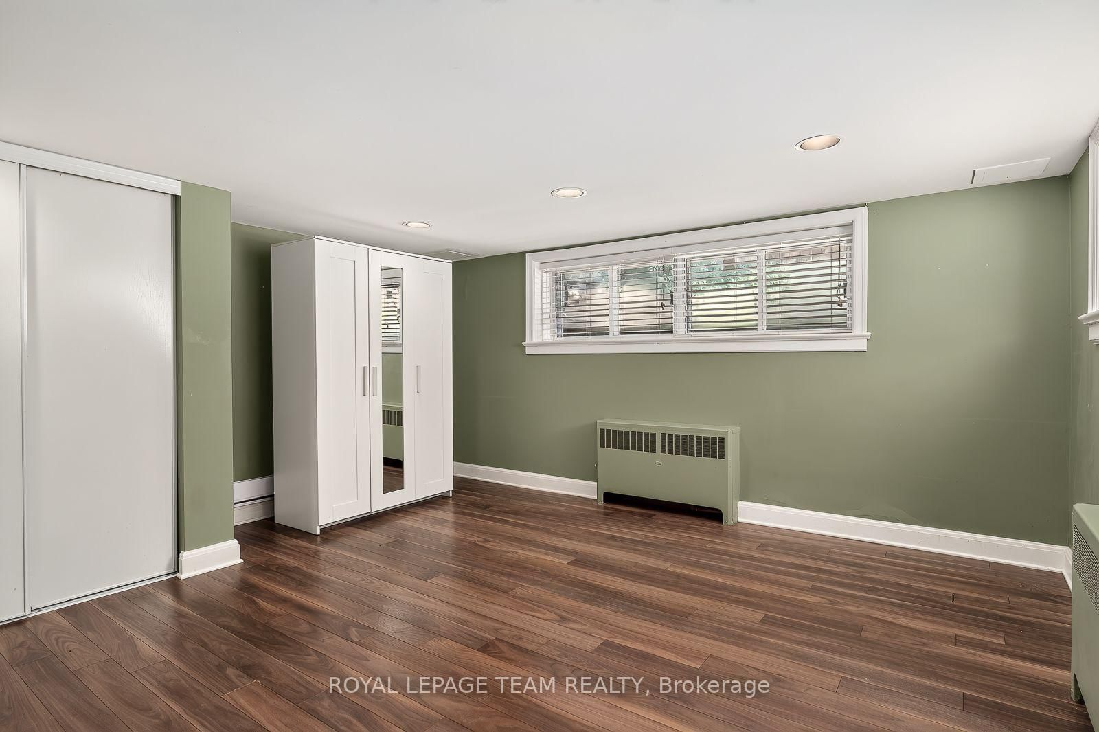 111 Ivy Crescent • Ottawa, ON photo 31