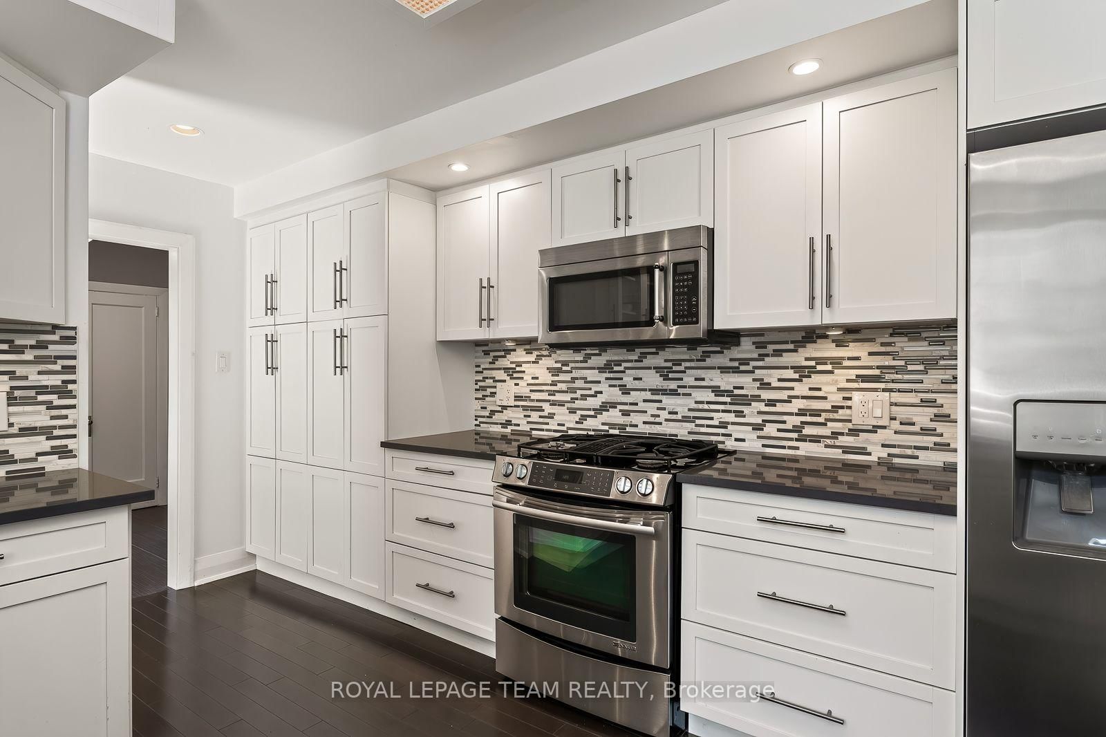 111 Ivy Crescent • Ottawa, ON photo 9