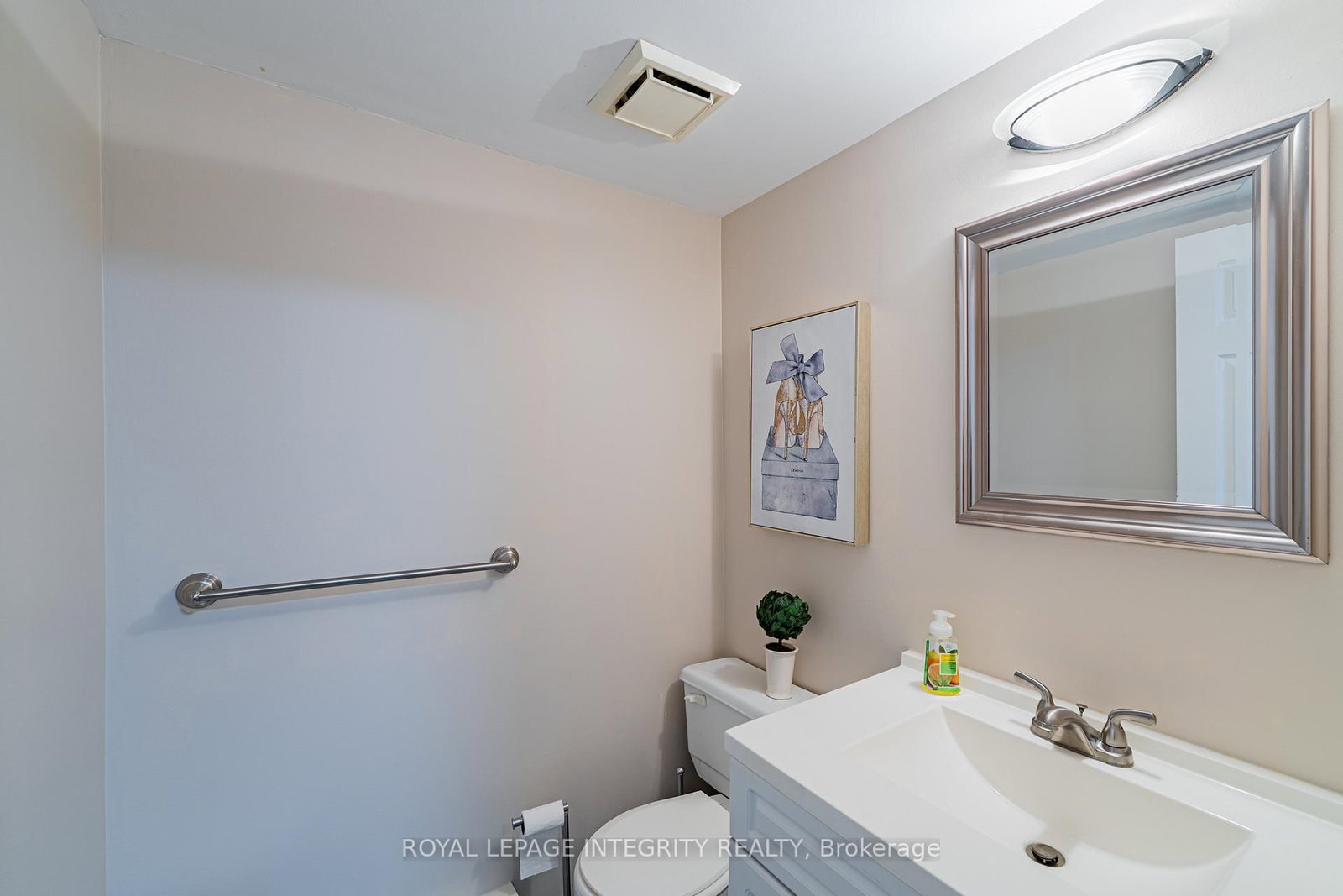 222 Russell Avenue • #103 • Ottawa, ON photo 12