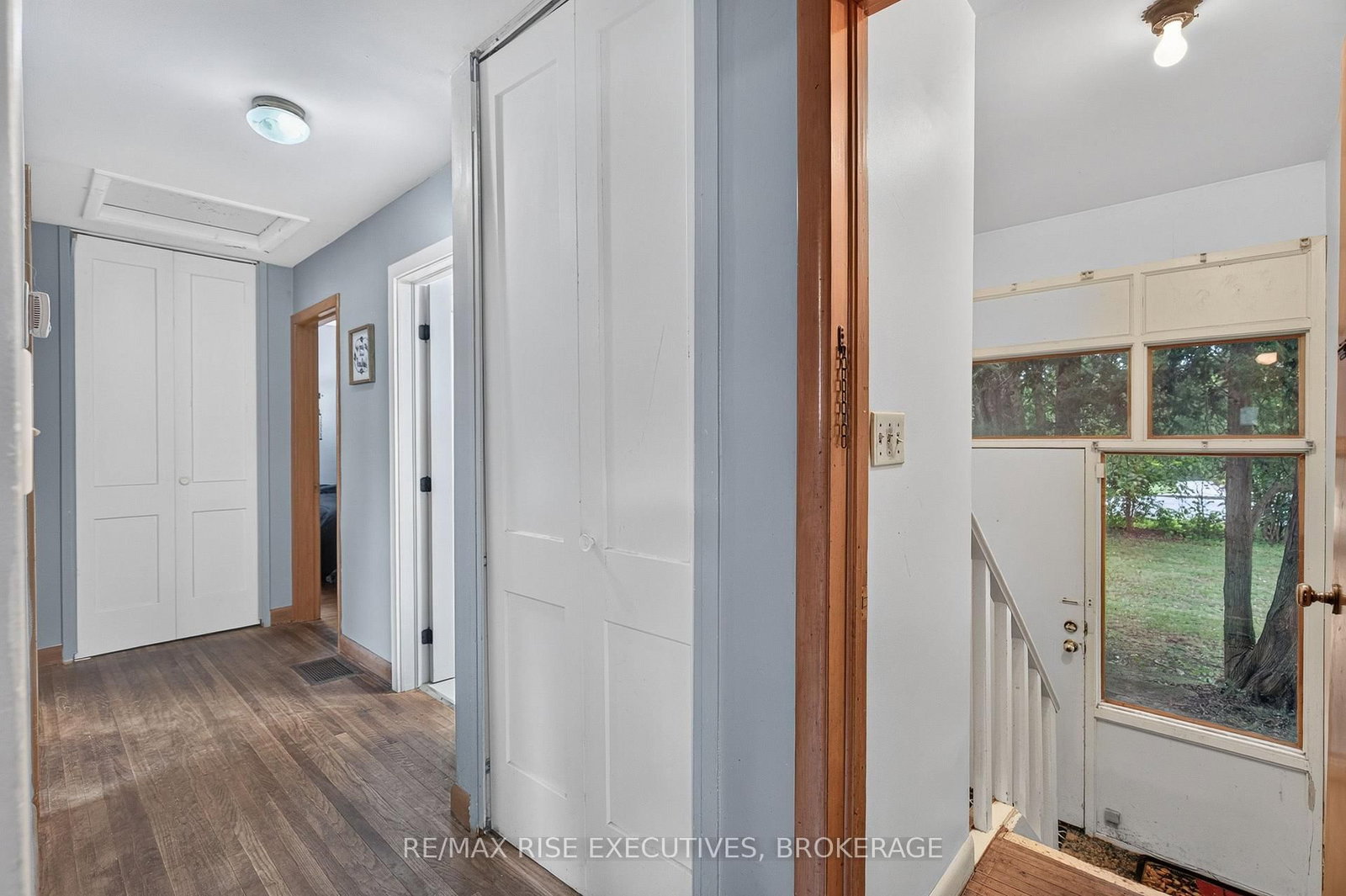 18 Dalgleish Avenue • Kingston, ON photo 12