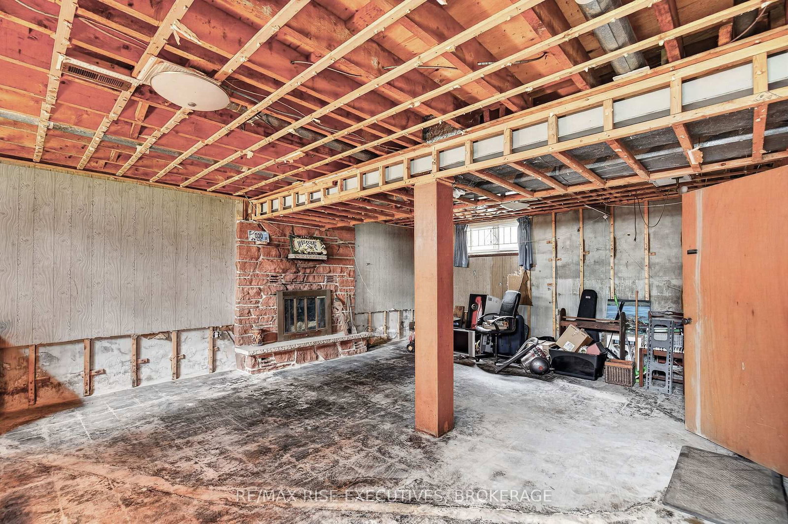 18 Dalgleish Avenue • Kingston, ON photo 20
