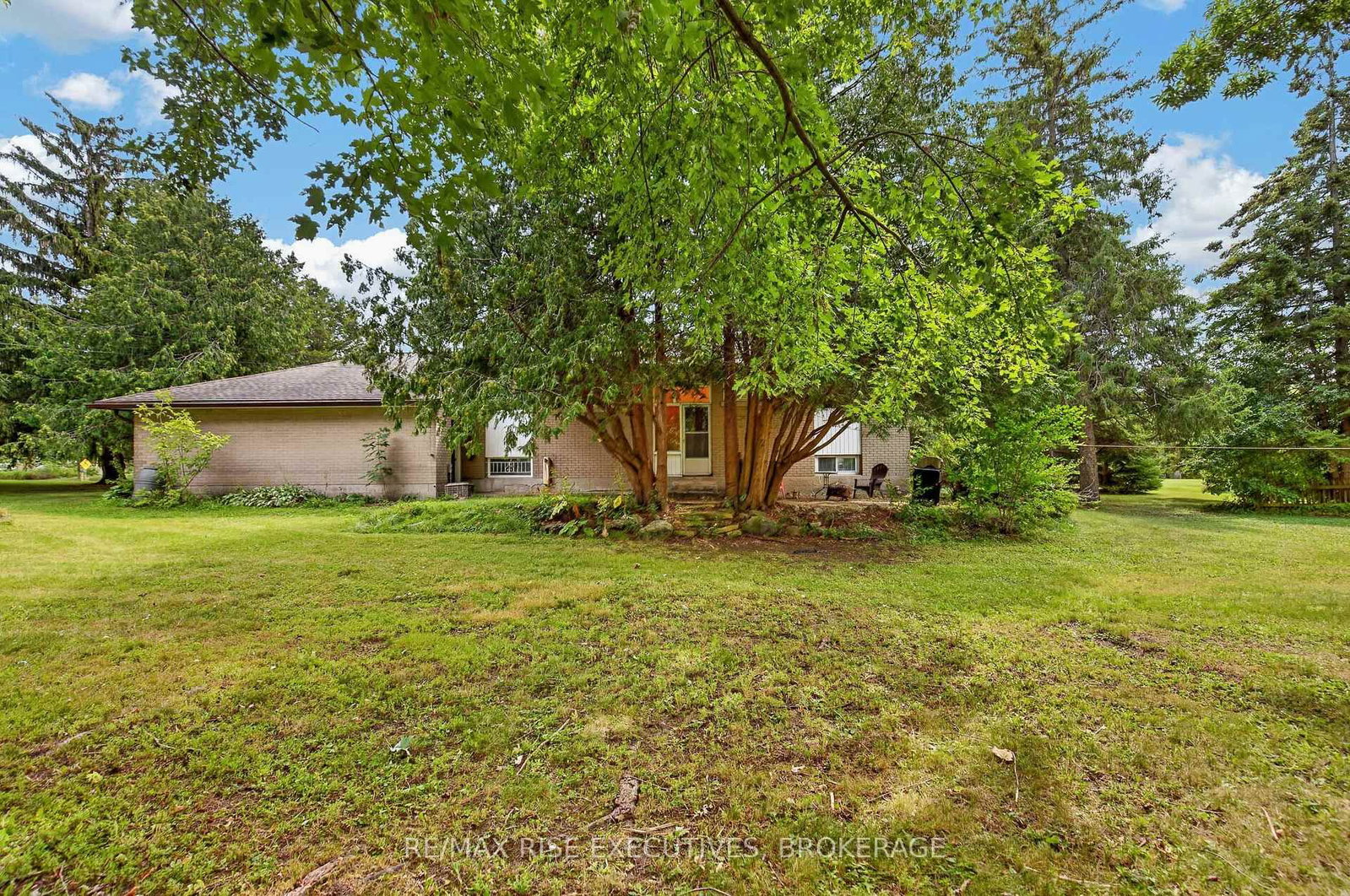 18 Dalgleish Avenue • Kingston, ON photo 26