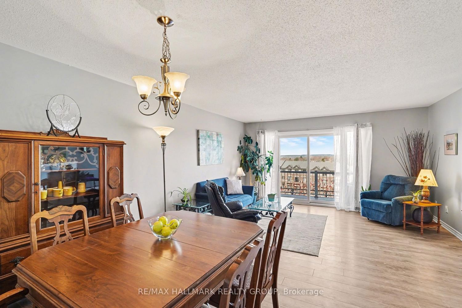 3275 St Joseph Boulevard • #205 • Ottawa, ON photo 8