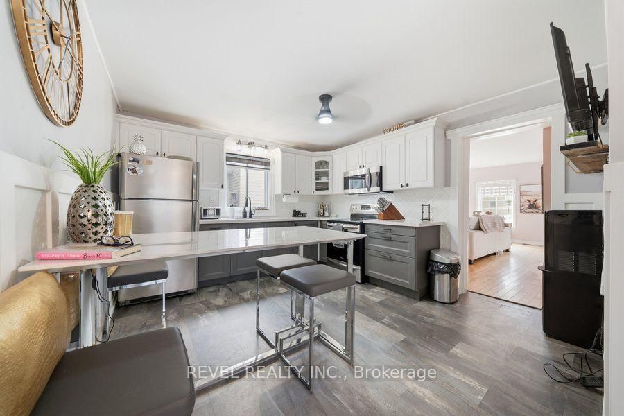 11 Esther Street • Brantford, ON photo 15