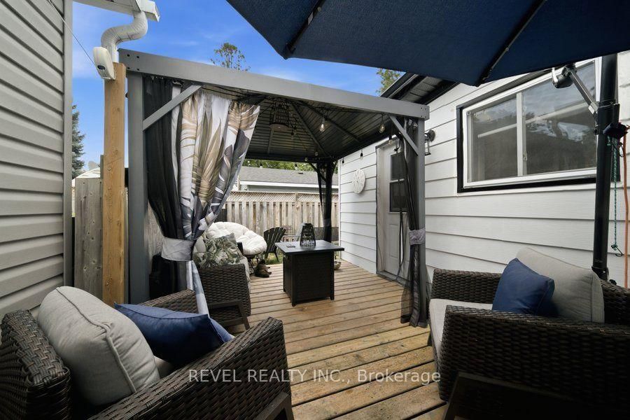 11 Esther Street • Brantford, ON photo 27