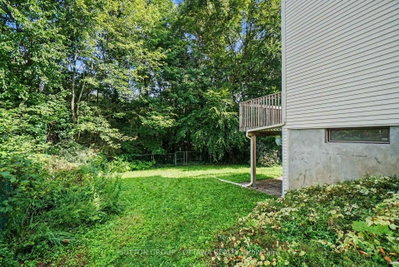 792 Harlequin Crescent • Ottawa, ON photo 6