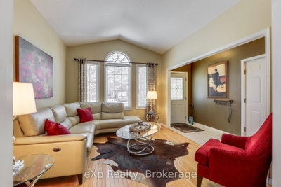 547 Forest Creek Place • London East, ON photo 2