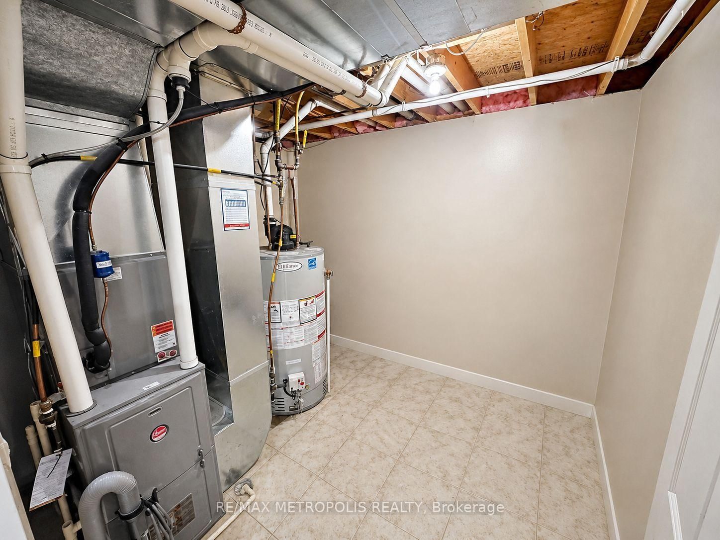 46 Whiterock Avenue • Hamilton, ON photo 31