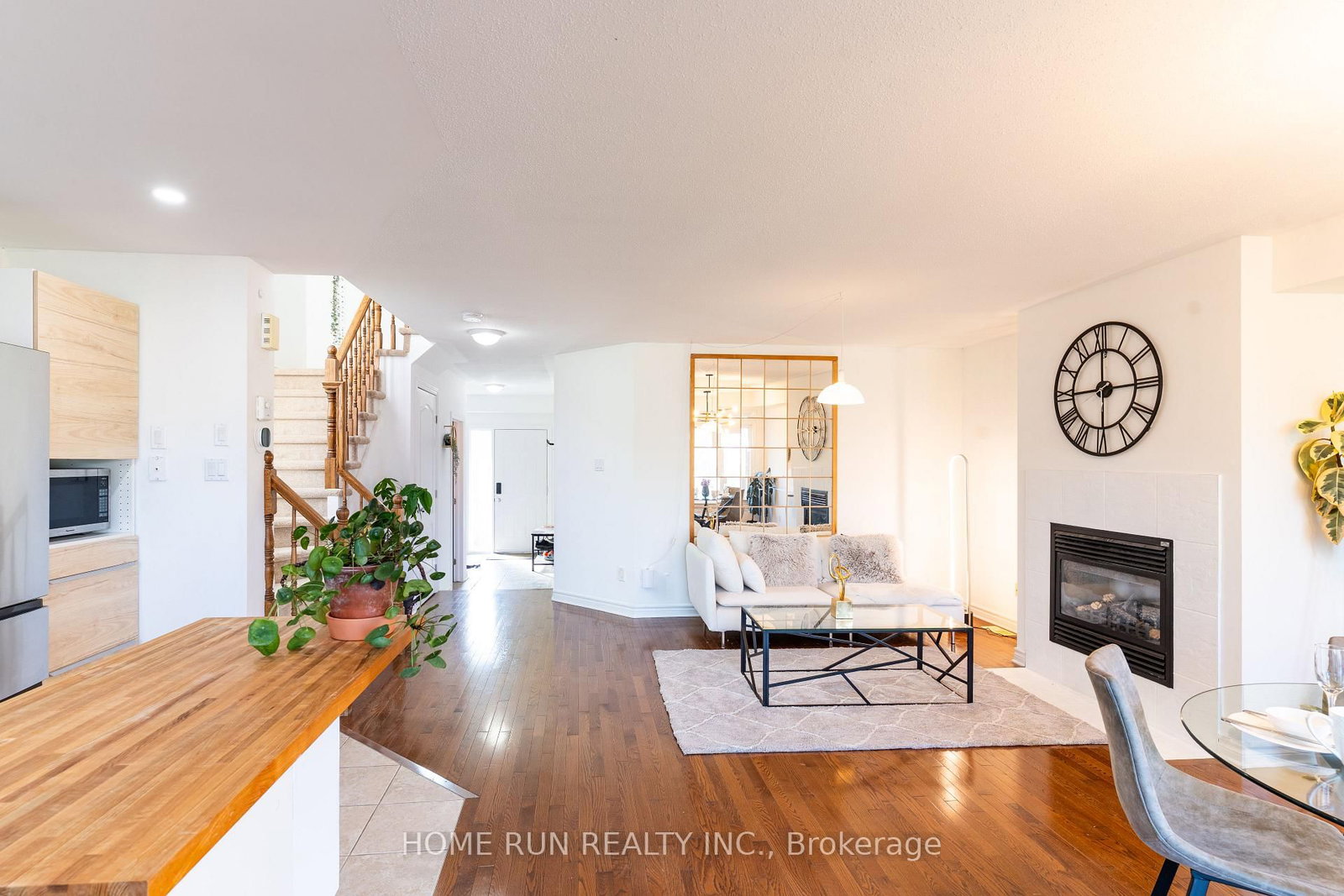 355 Riversedge Crescent • Ottawa, ON photo 11