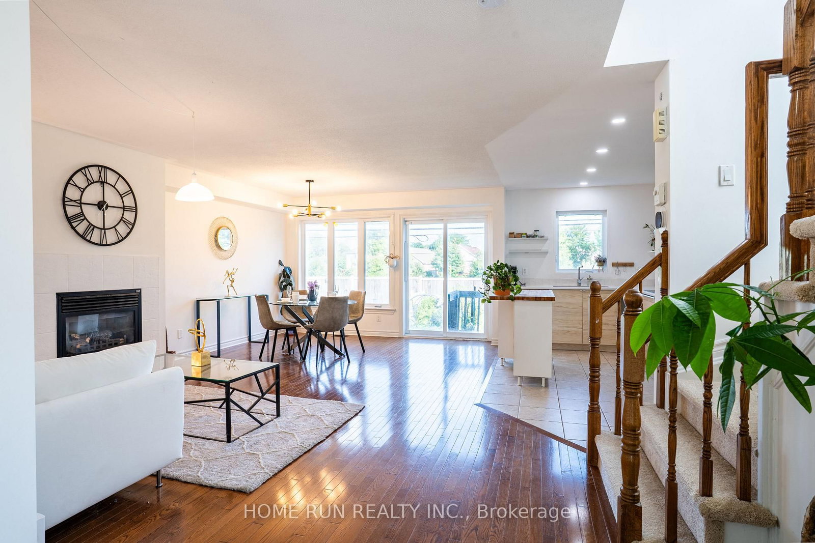 355 Riversedge Crescent • Ottawa, ON photo 13