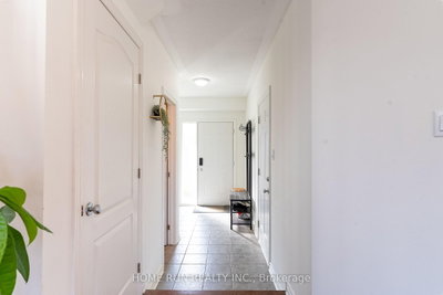 355 Riversedge Crescent • Ottawa, ON photo 5