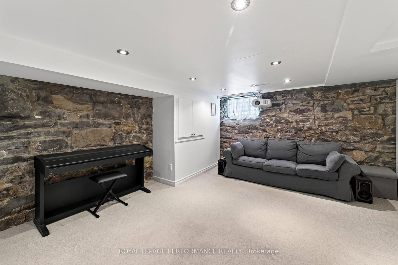 72 Springfield Road • Ottawa, ON photo 34