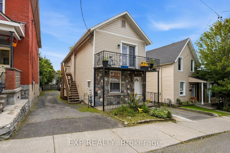84 Anderson Street
