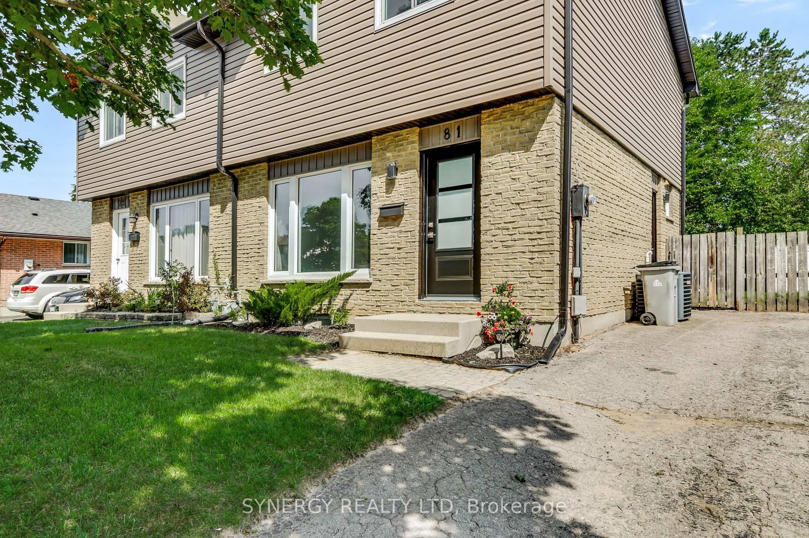Listing Image 3