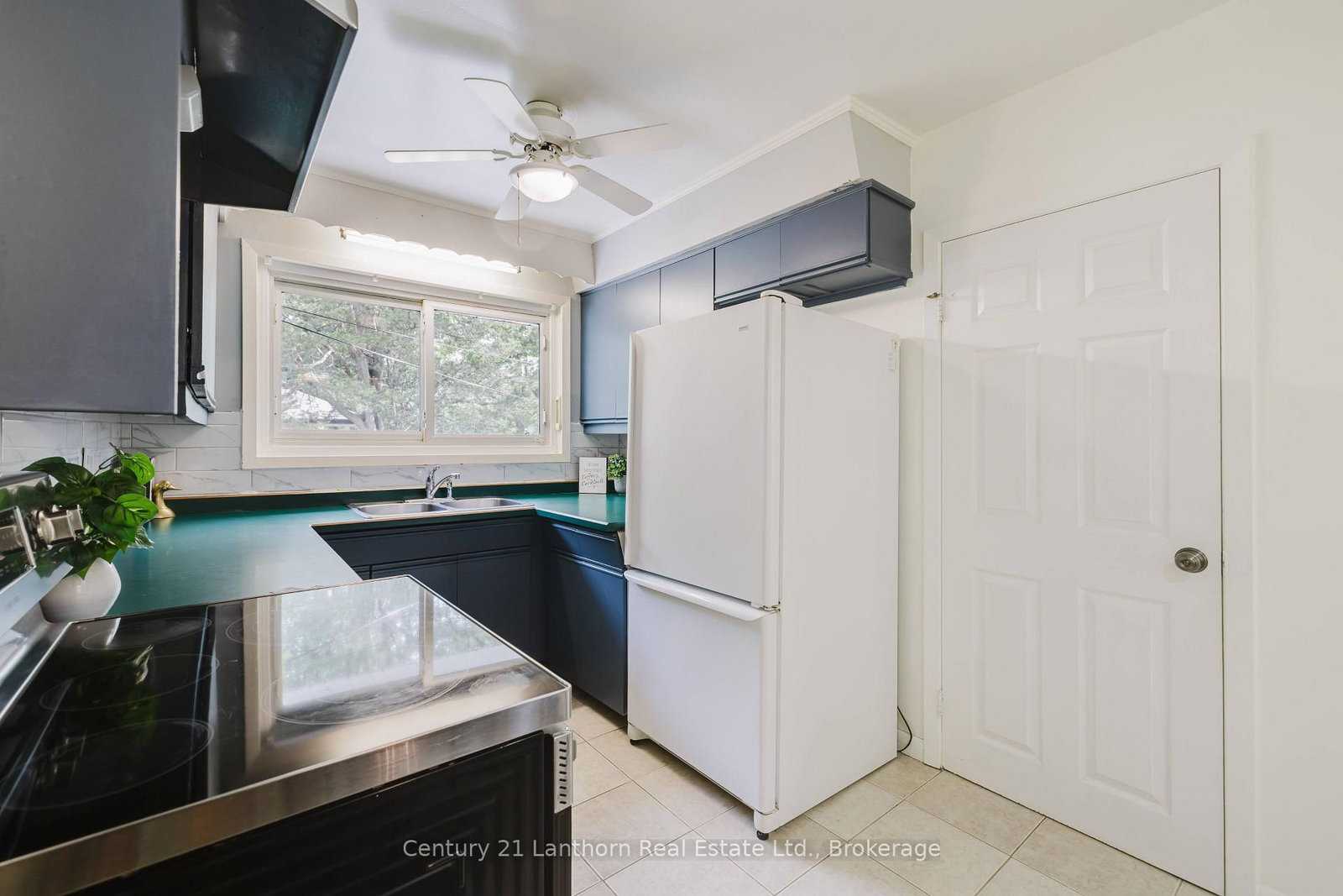 23 Wood Street • Quinte West, ON photo 14