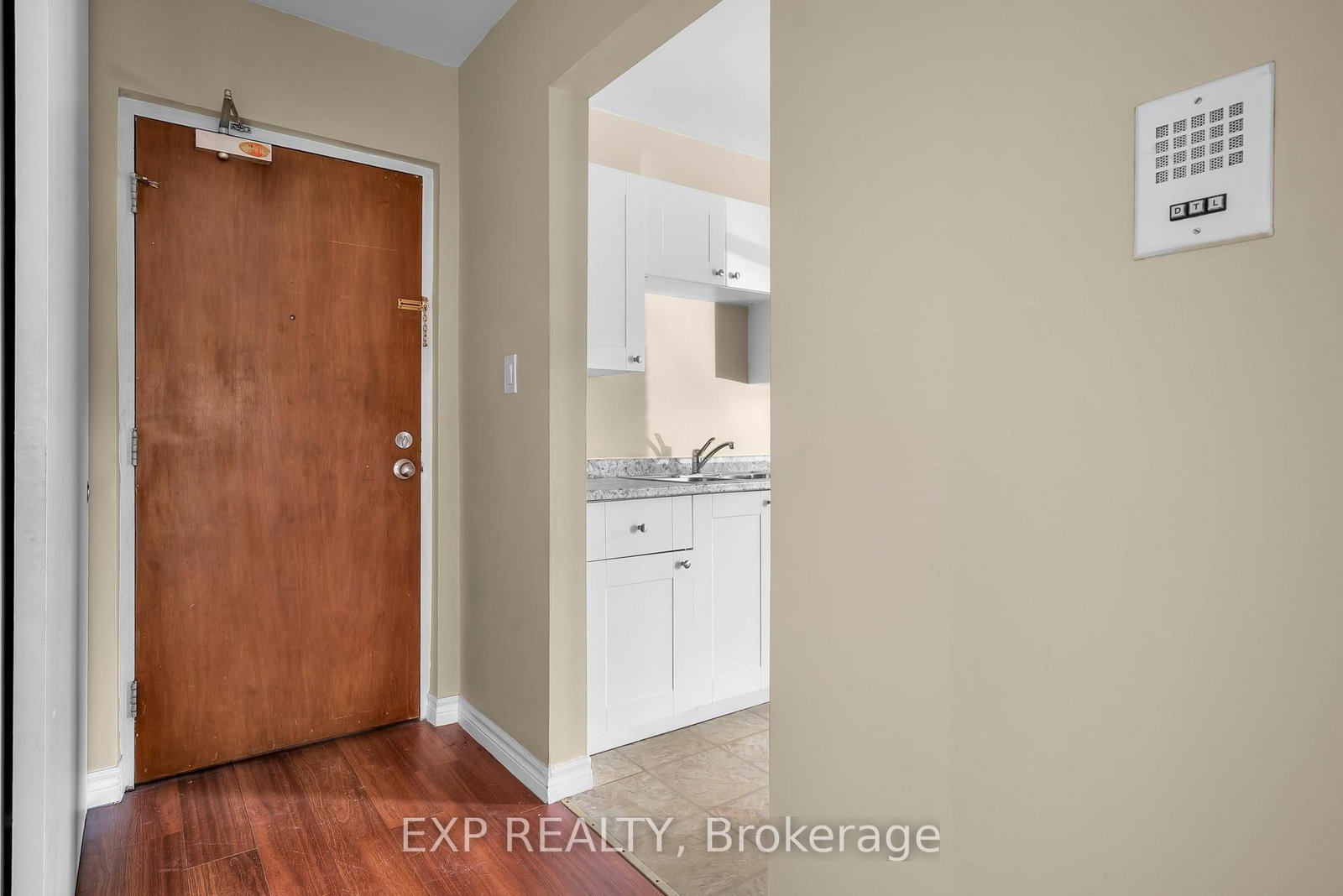 5 - 4663 Huron Street, Niagara Falls 4
