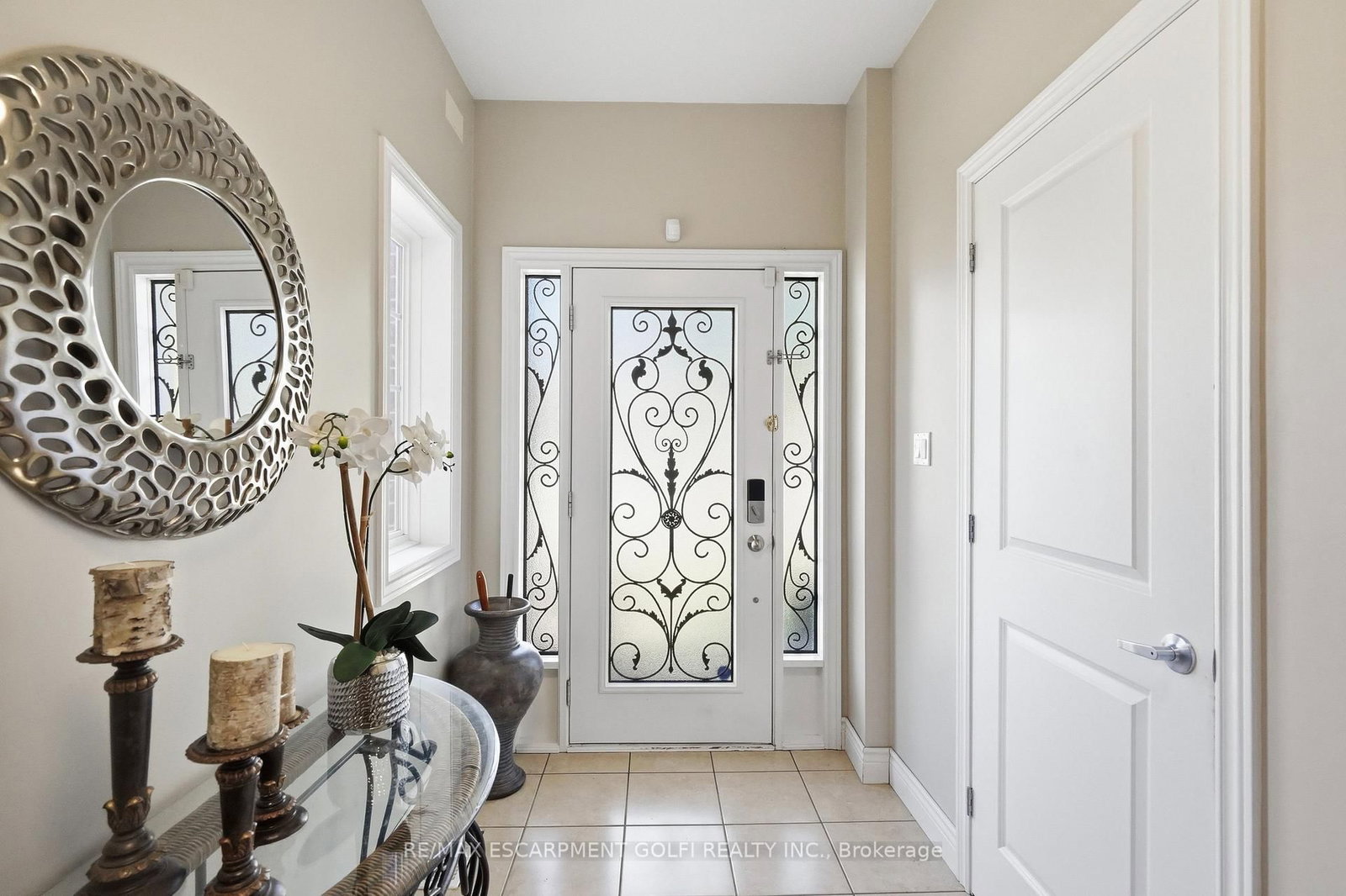 471 Old Mud Street • Hamilton, ON photo 3