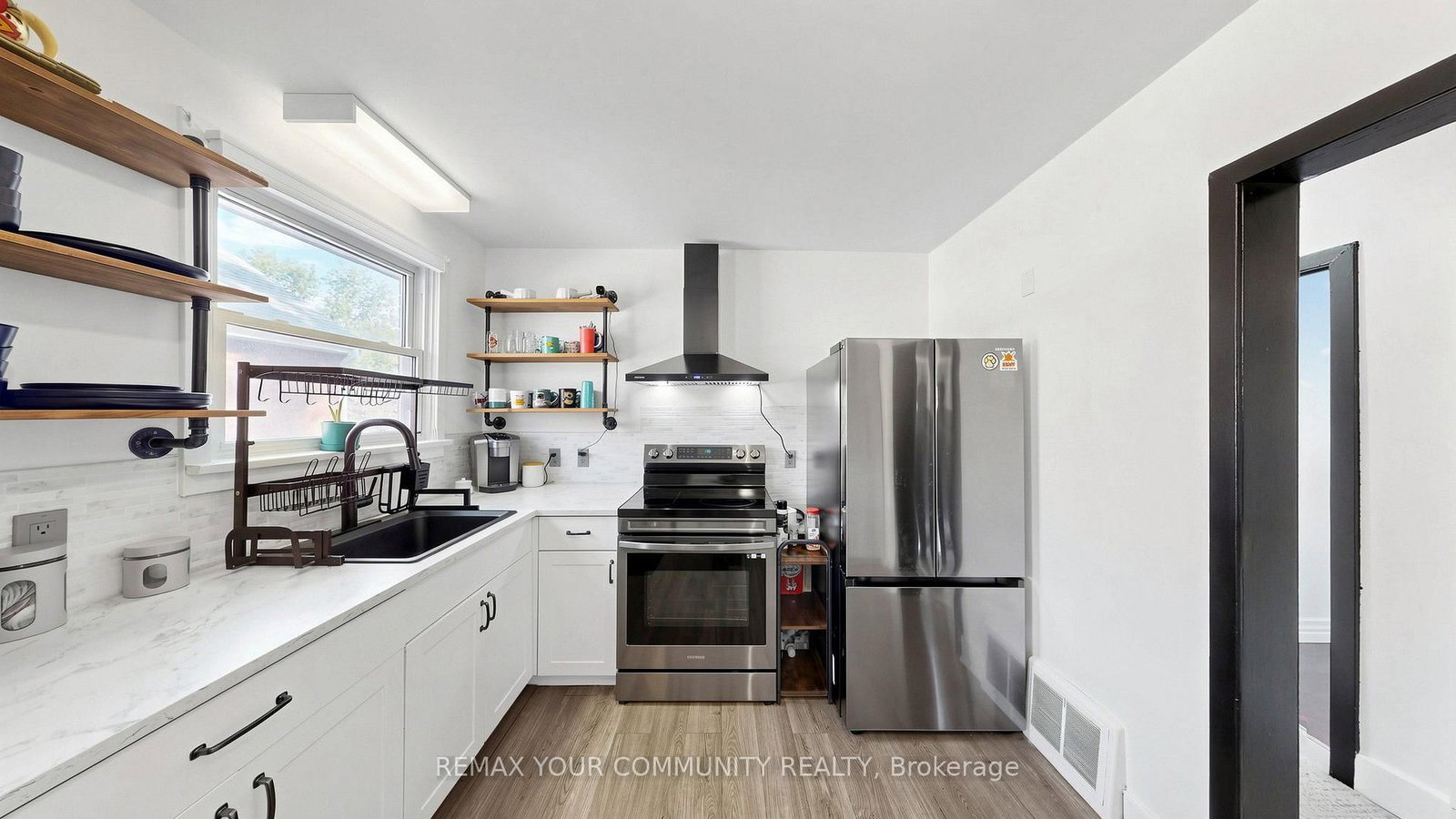675 Lundys Lane • Peterborough, ON photo 11