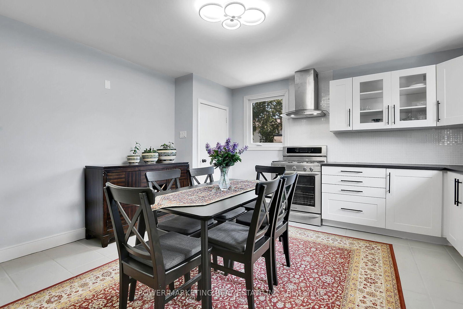 35 Tauvette Street • Ottawa, ON photo 12