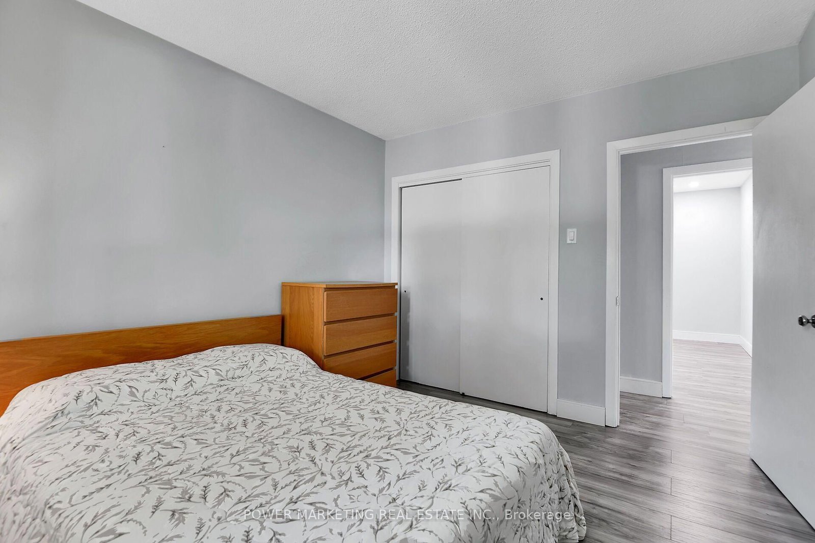 35 Tauvette Street • Ottawa, ON photo 19