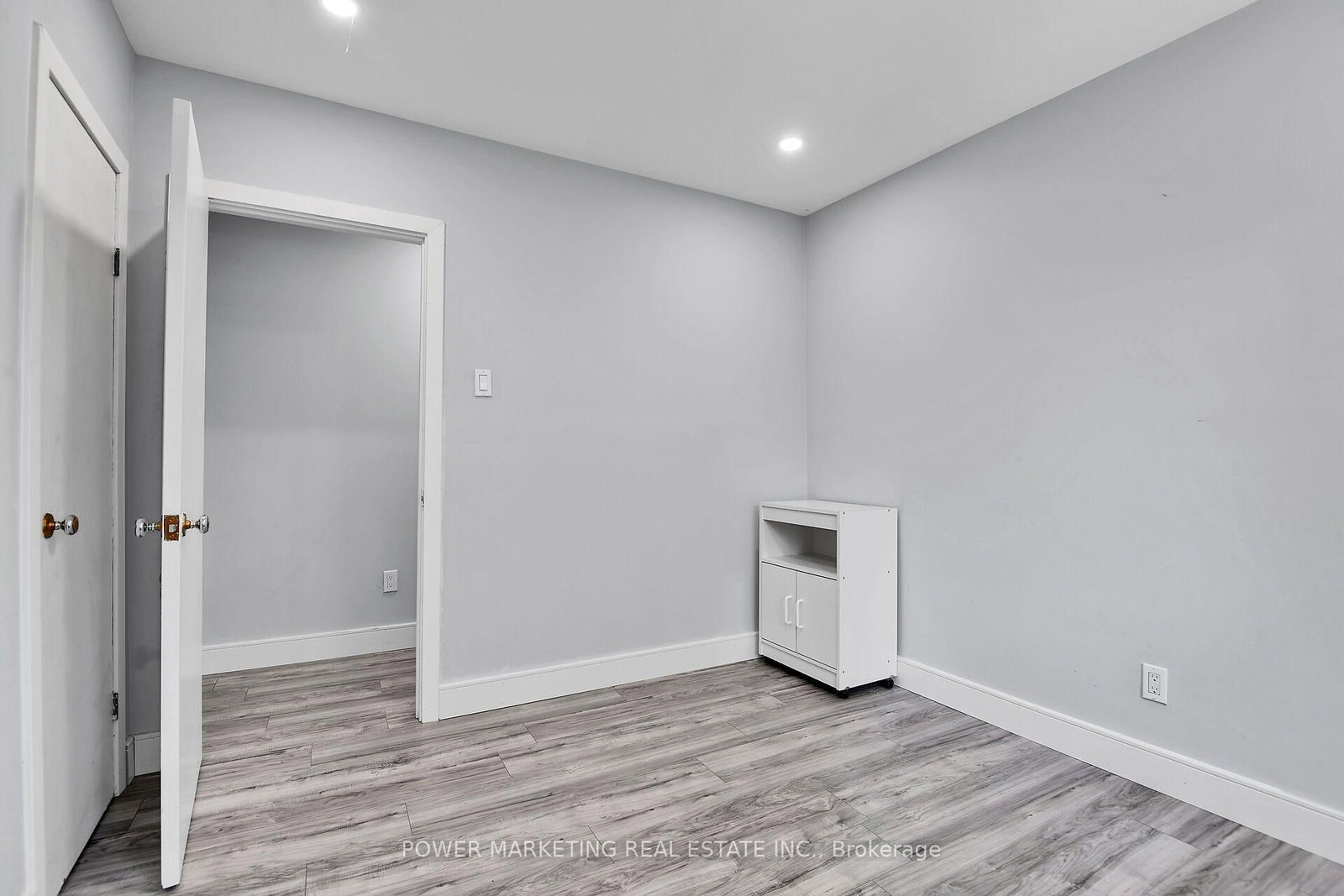 35 Tauvette Street • Ottawa, ON photo 22
