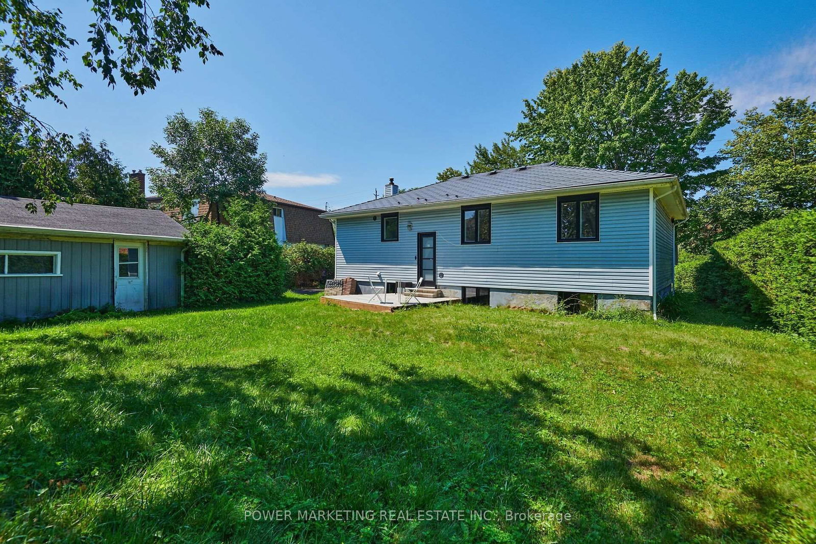 35 Tauvette Street • Ottawa, ON photo 26