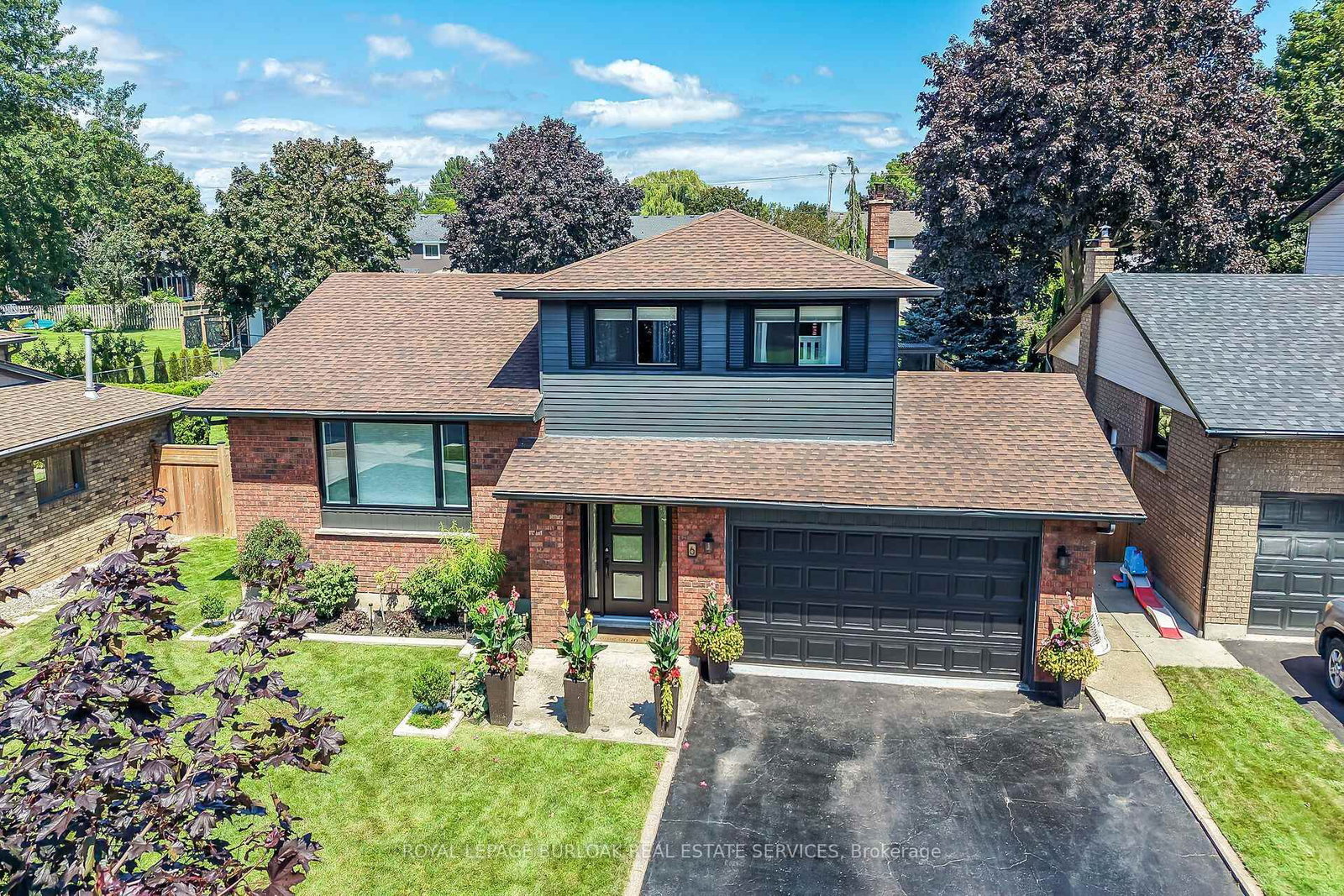 6 Margaret Avenue • Grimsby, ON photo 1