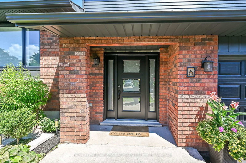 6 Margaret Avenue