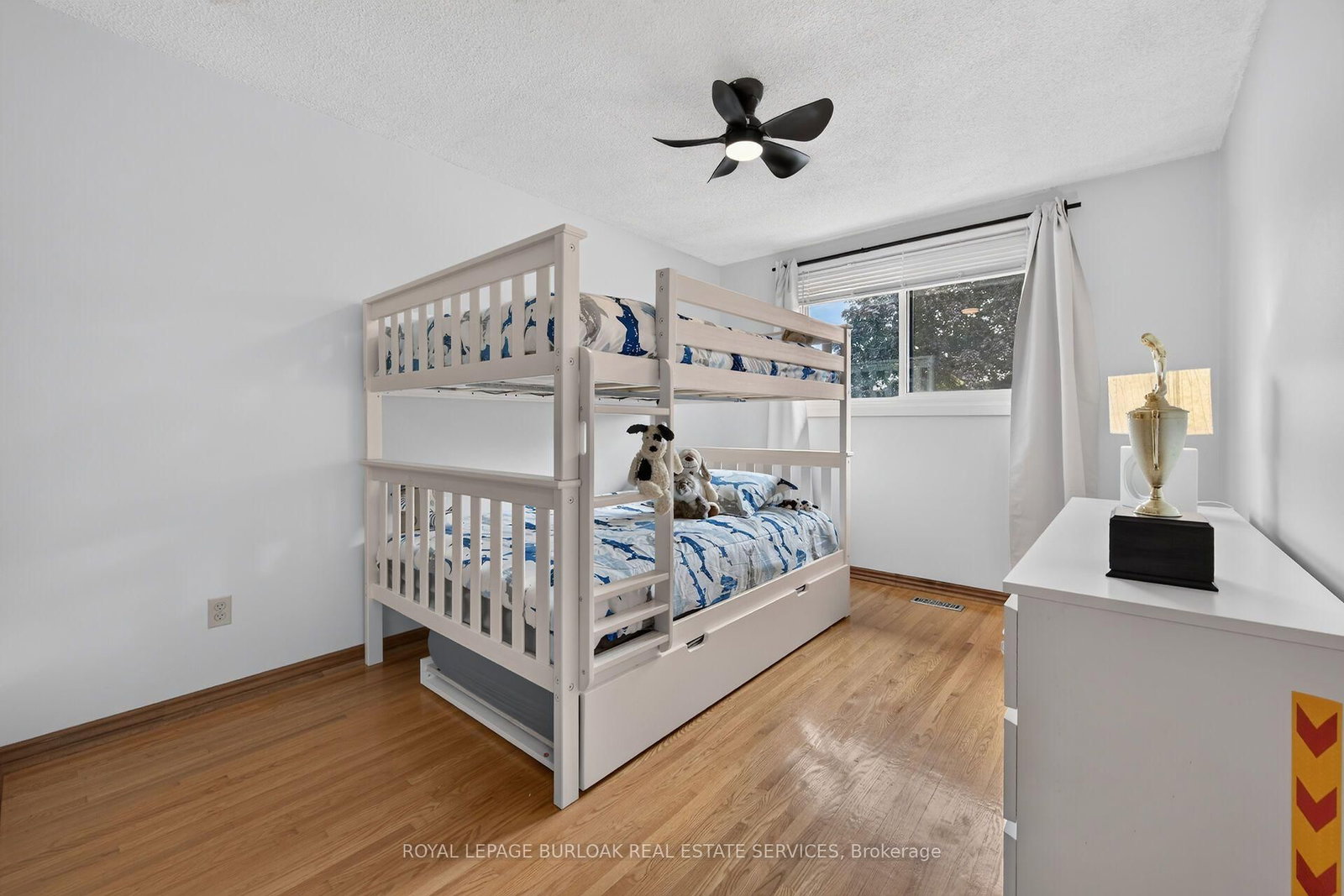 6 Margaret Avenue • Grimsby, ON photo 26